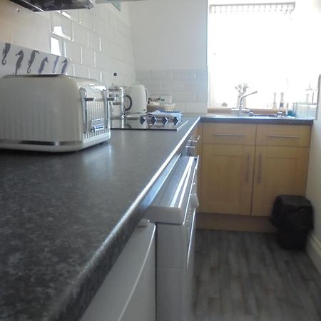 The Beach House Holiday Apartments Eastbourne Eksteriør billede