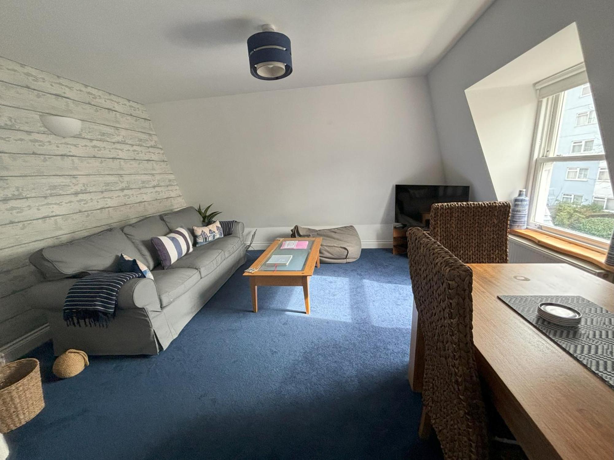 The Beach House Holiday Apartments Eastbourne Eksteriør billede
